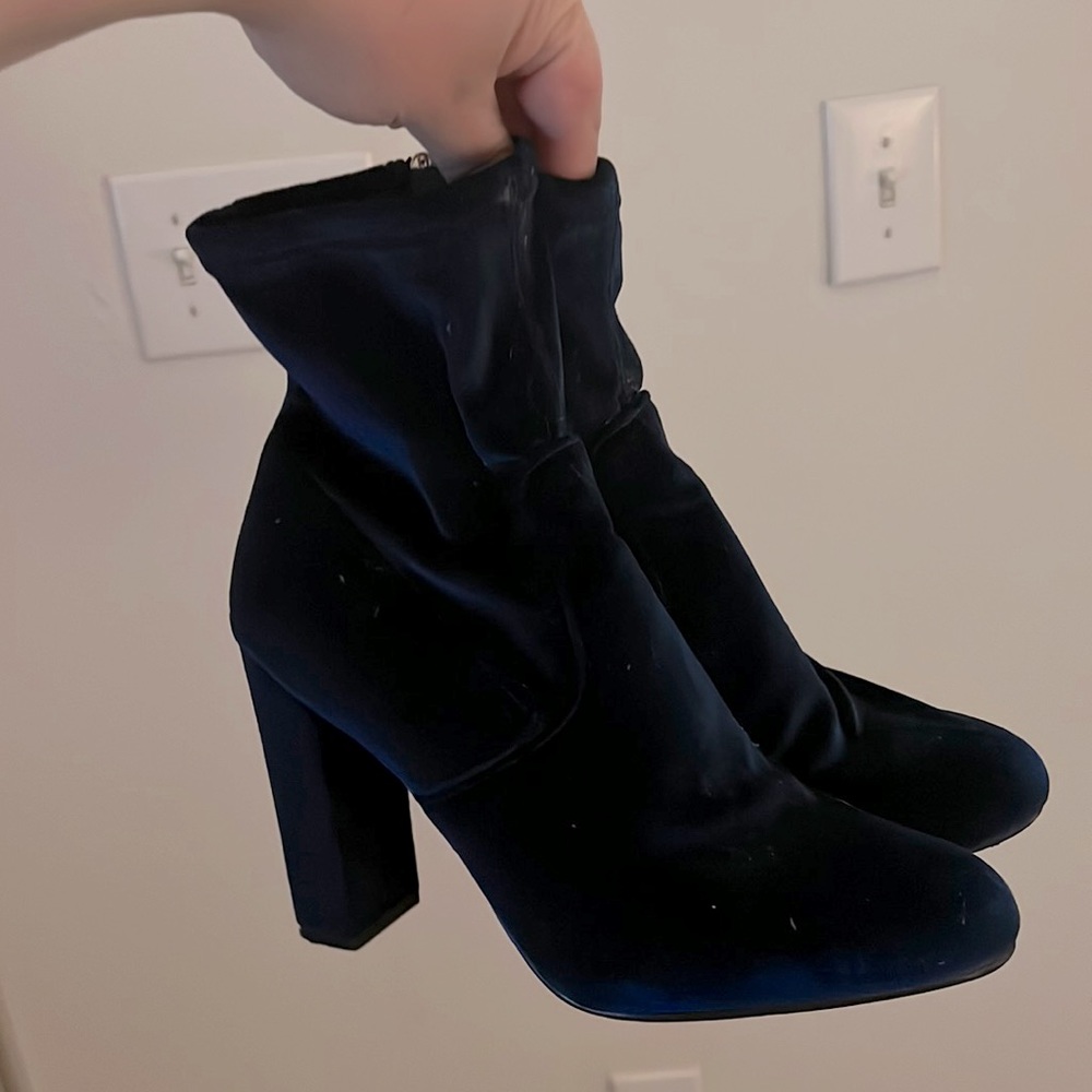 Rich blue velvet booties. Worn once! Steve Madden size 10